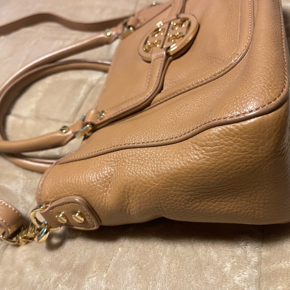 Tory Burch Amanda Satchel Purse
Brown Tan Leather Gold - Picture 3 of 7